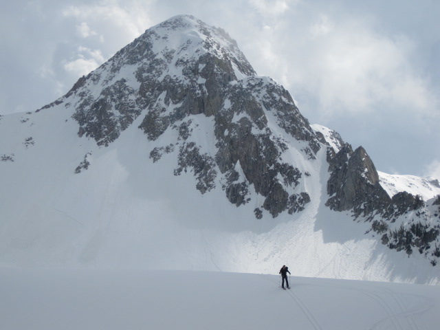 Chad Burt makes his way toward Red Pine Fork and leaves the Pfeifferhorn behind.