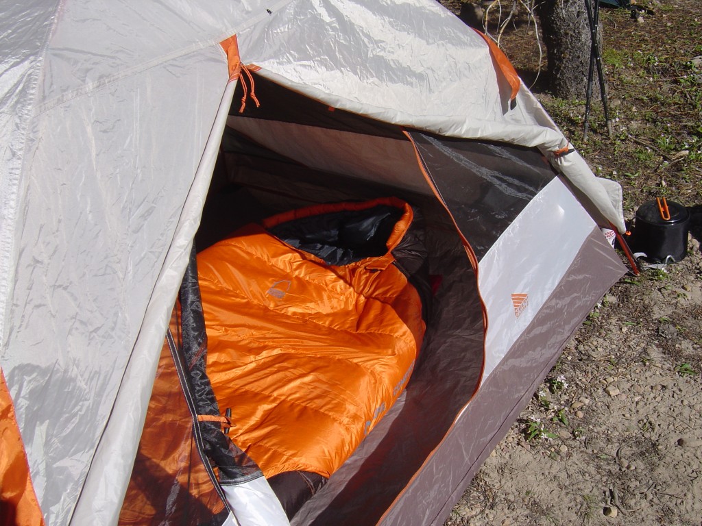 Choose a pad with insulation and a warm sleeping bag for mountain camping (photo: Ryan Malavolta)