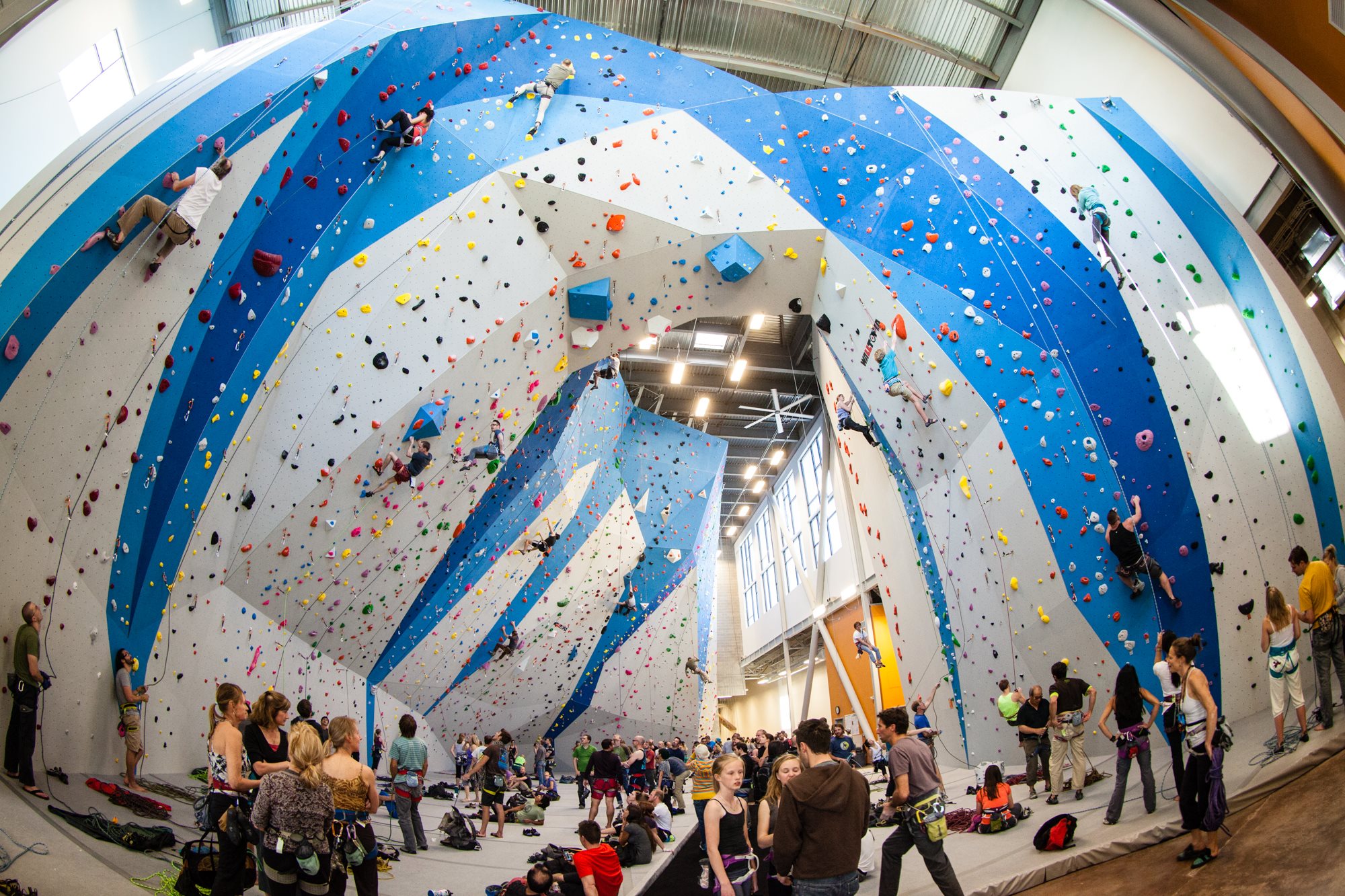 The new Momentum Millcreek climbing gym hosted a members only preview night on Monday, April 14th, 2014.
