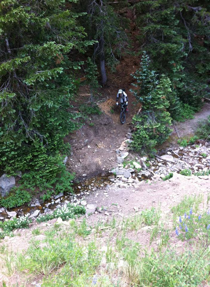 A mountain biker rides the Abajo Enduro course. (Photo: Andy Platt)