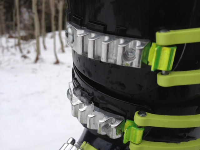 The buckles are really top notch, and are easy to use with gloved hands. (Photo: Jared Hargrave - UtahOutside.com)