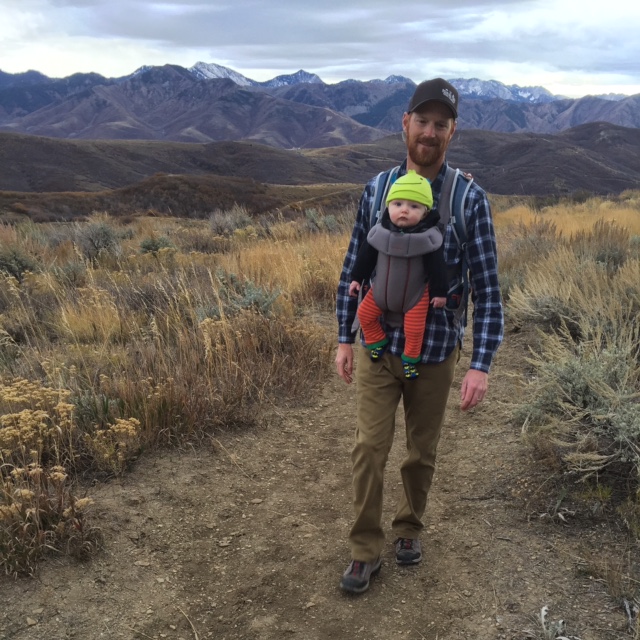 Hiking in Emigration Canyon with the little one and the Diah & DU/ER "No Sweat Pants." (Photo: Callista Pearson - UtahOutside.com)